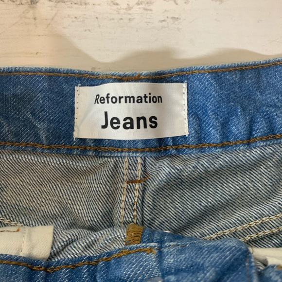 Reformation Dixie high rise jean short MYKONOS 25 - Picture 6 of 10